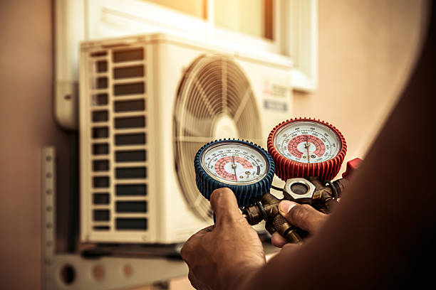Professional Ductwork Repair technician working in North Palm Springs, CA